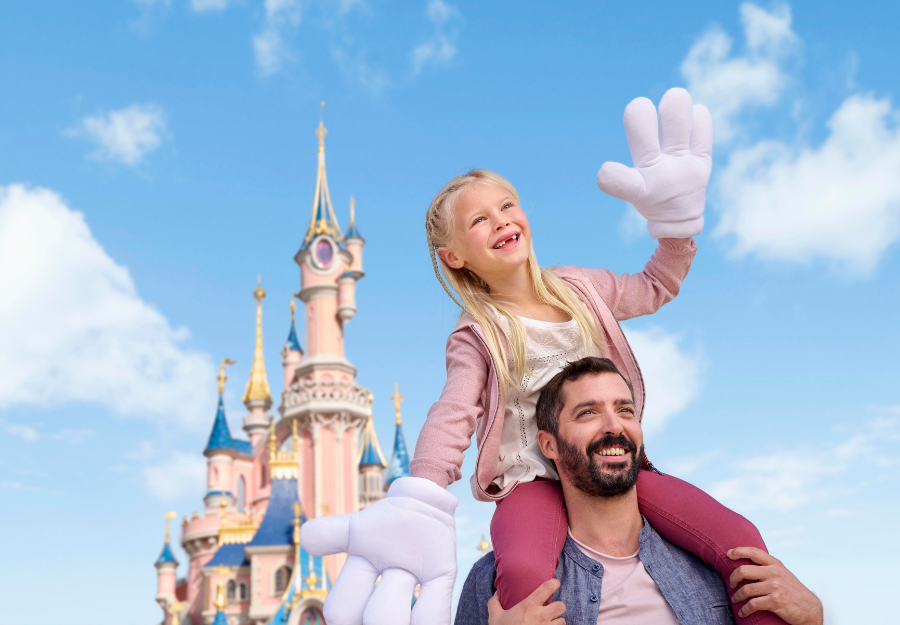 MagicBreaks TRAVEL TUESDAY carousel banner